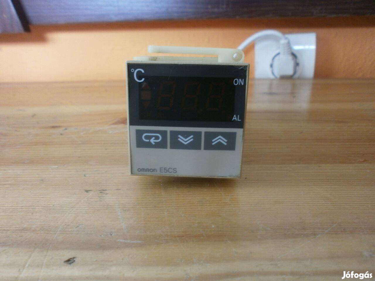 Digitális hőmérséklet szabályzó vezérlő ( 4550)