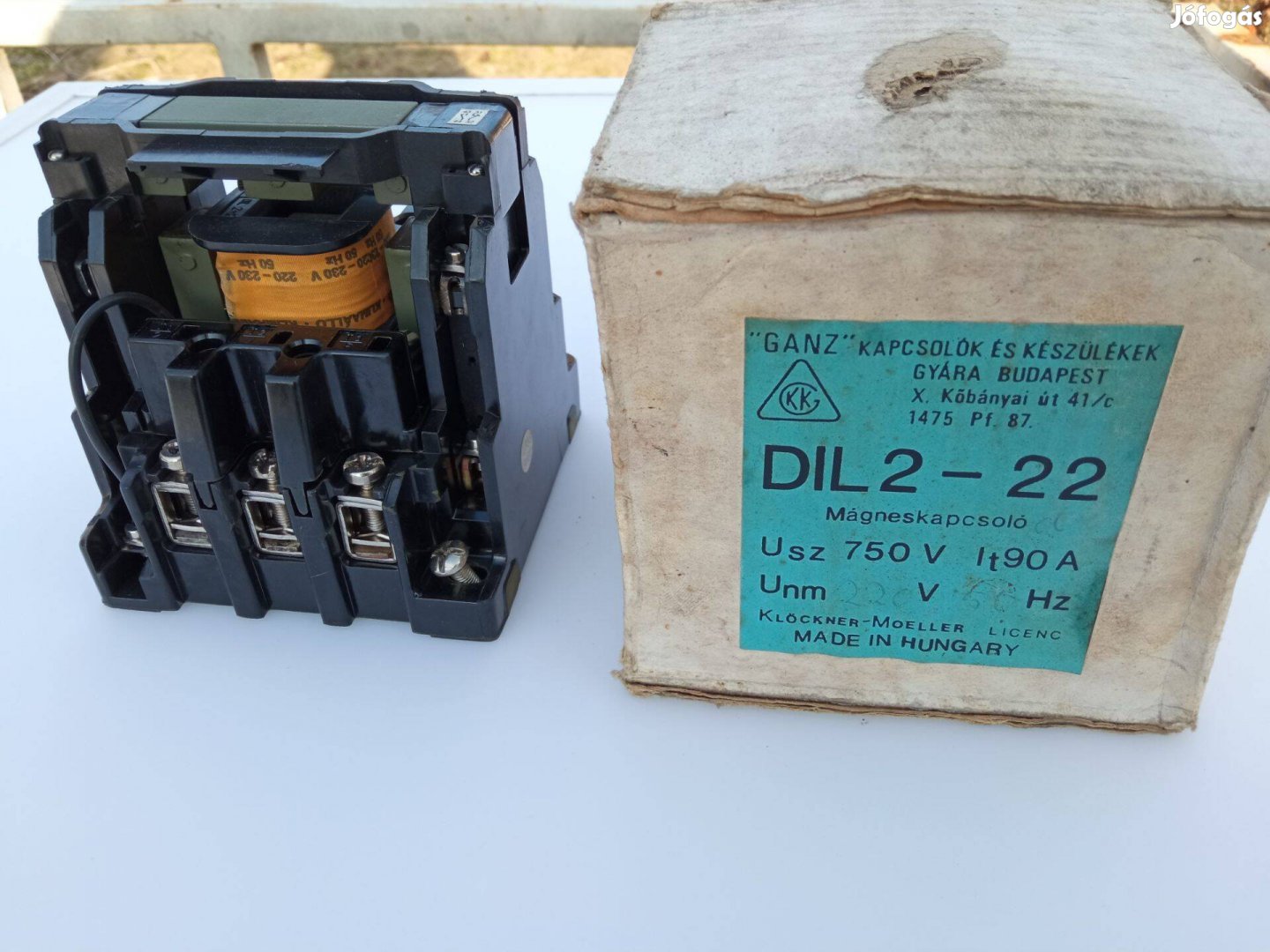 Dil 2-22 mágneskapcsoló 2db eladó