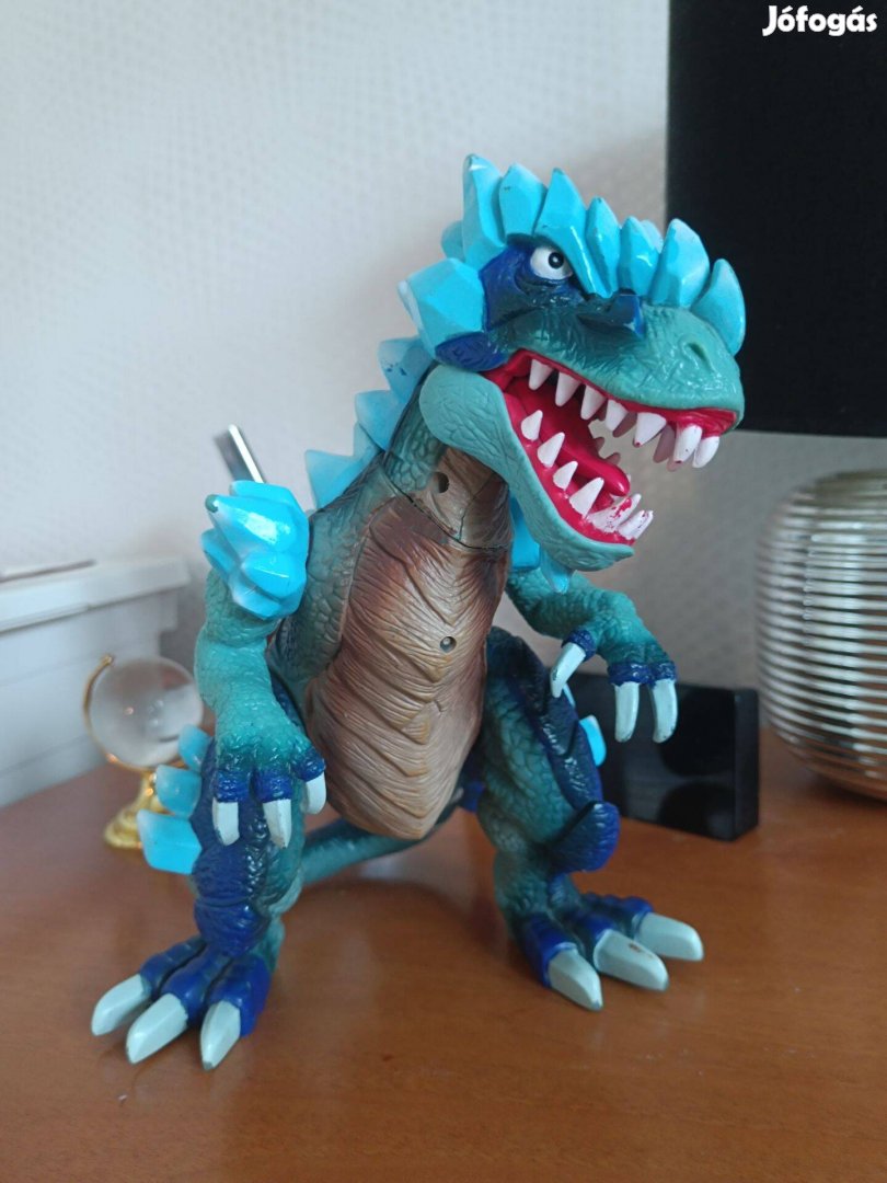 Dinofroz figura