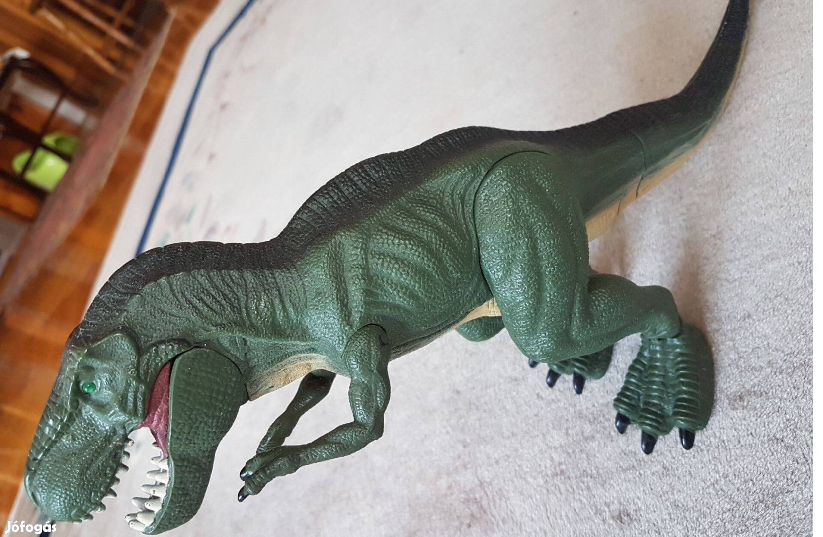 Dinoszaurusz T-rex dino mozgó elemes 21 cm magas Tyrannosaurus rex