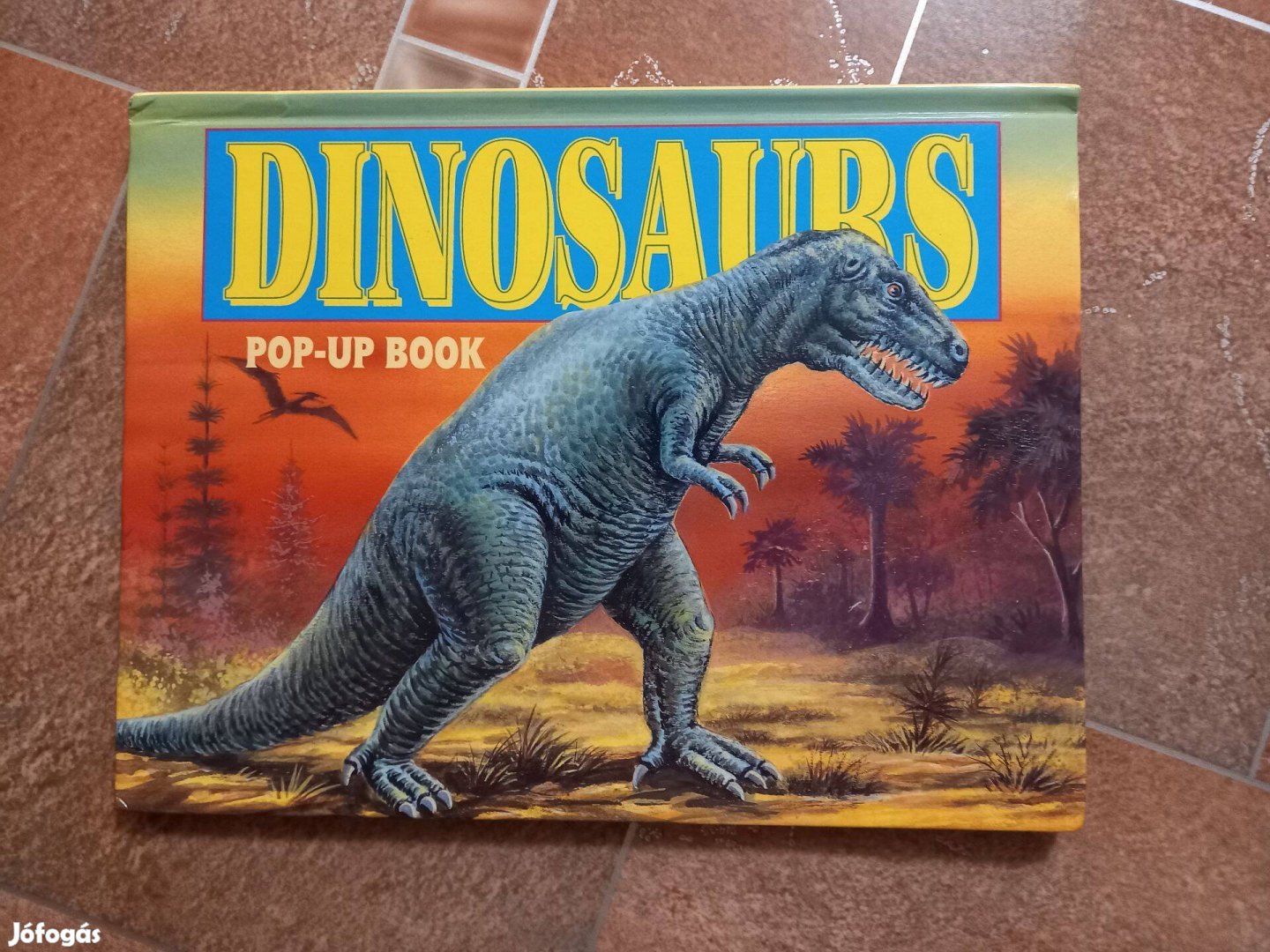 Dinoszaurusz pop-up könyv