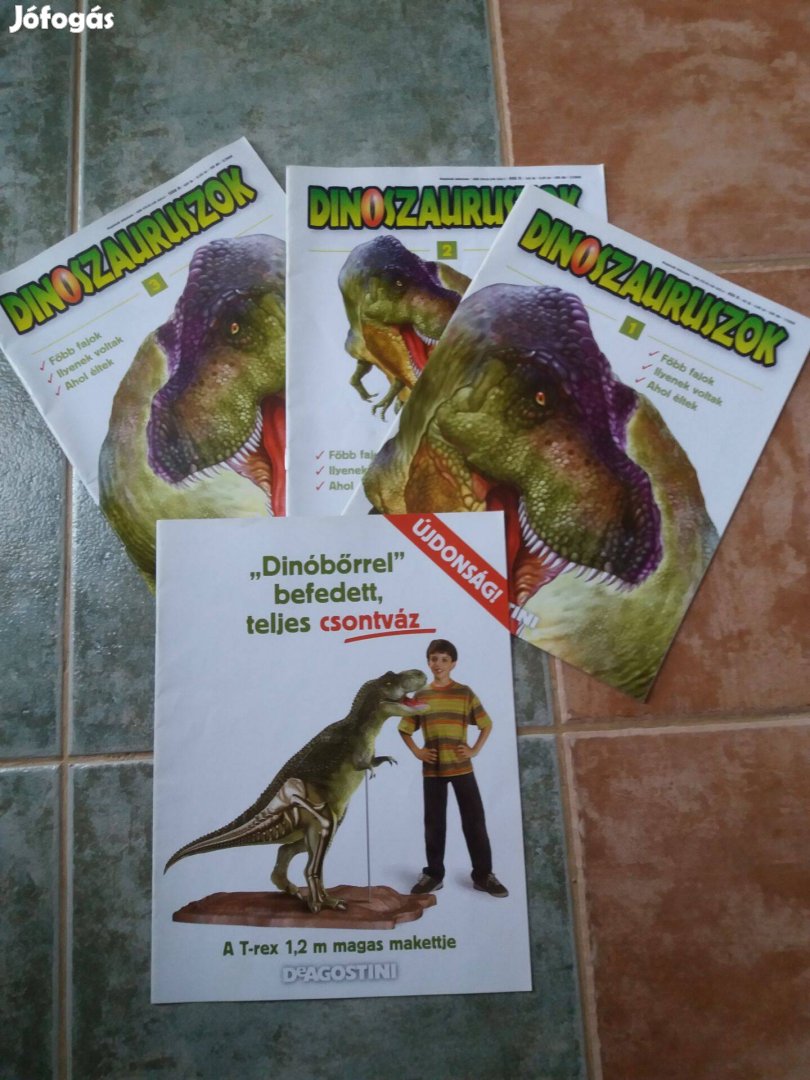 Dinoszauruszok újság, 3 db