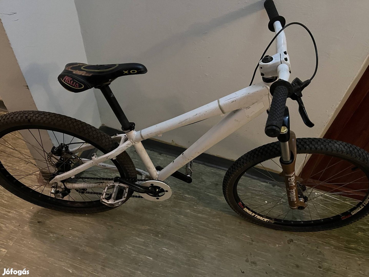 Dirt bike Kona marzocchi átütő tengelyes dirt teleszkoppal