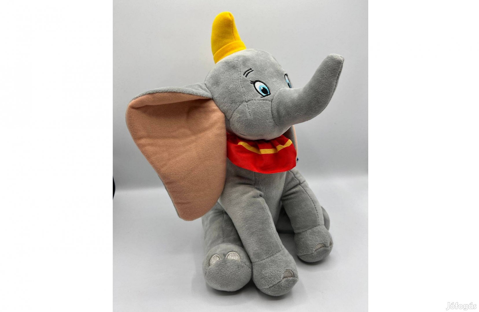 Disney Dumbo plüssjáték, 31 cm, új