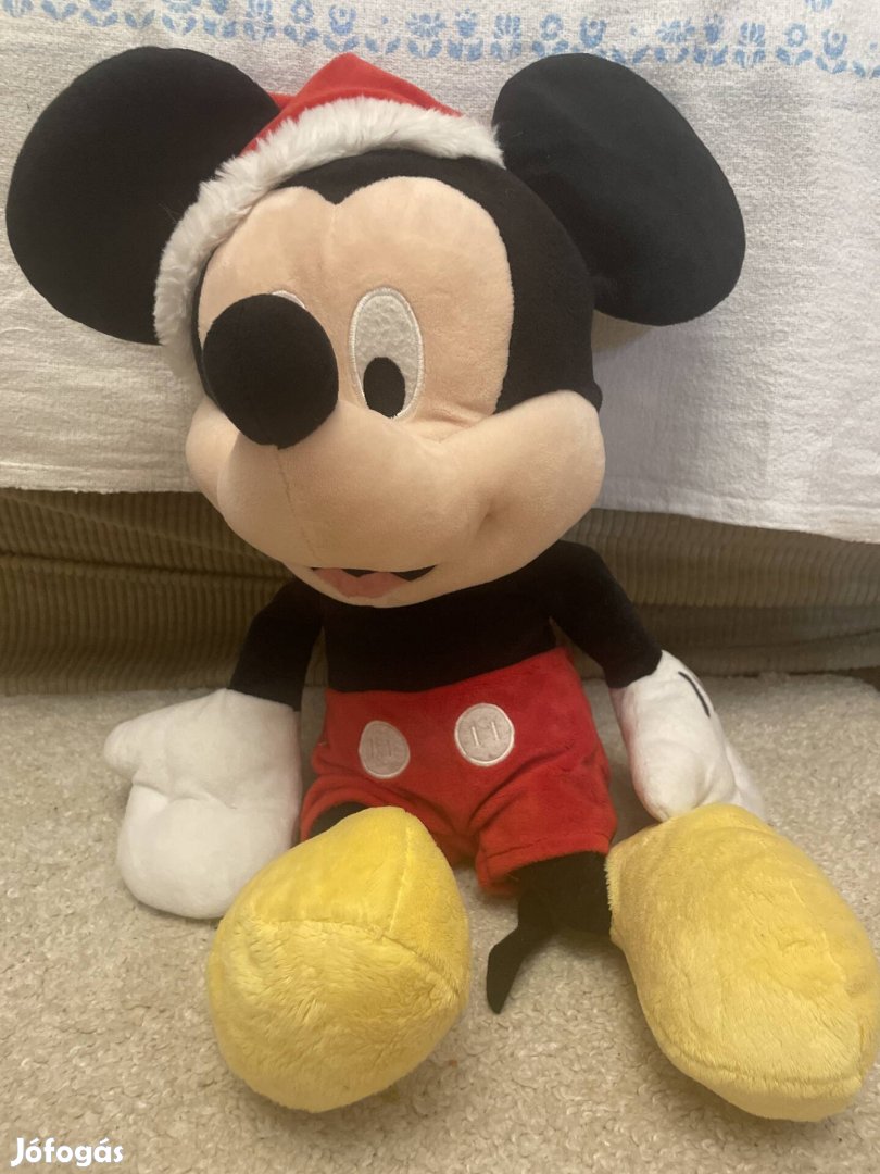 Disney Mickey egér Mikulás ruhában