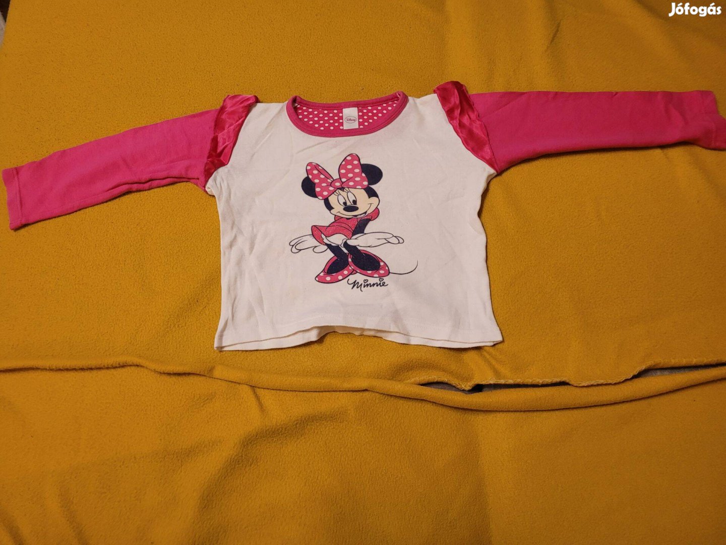 Disney Minnie egeres pizsama felső 98/104-es méretben eladó!