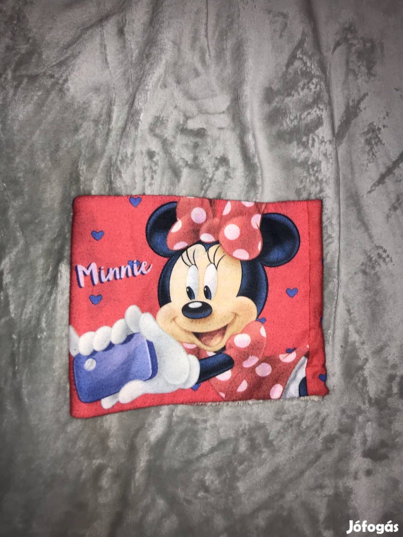 Disney minnie bundás csősál