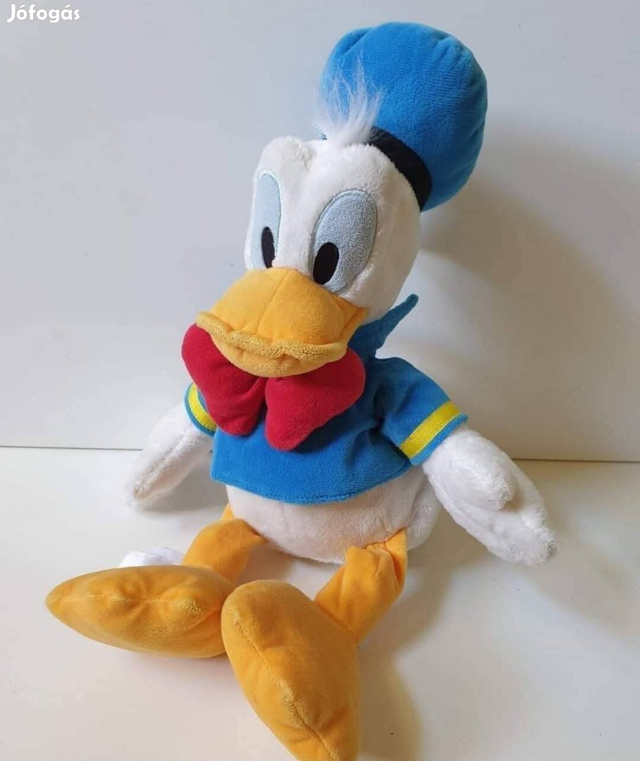 Disney nagyobb méretű Donald kacsa
