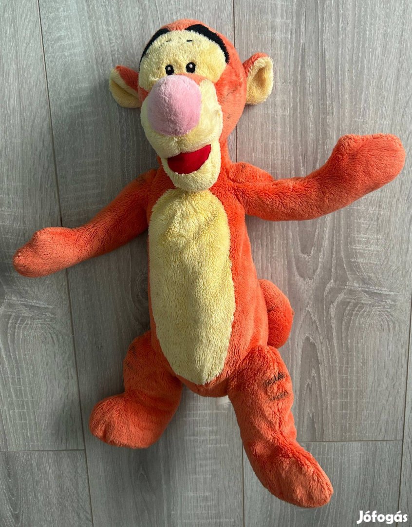 Disney plüss tigris 45 cm
