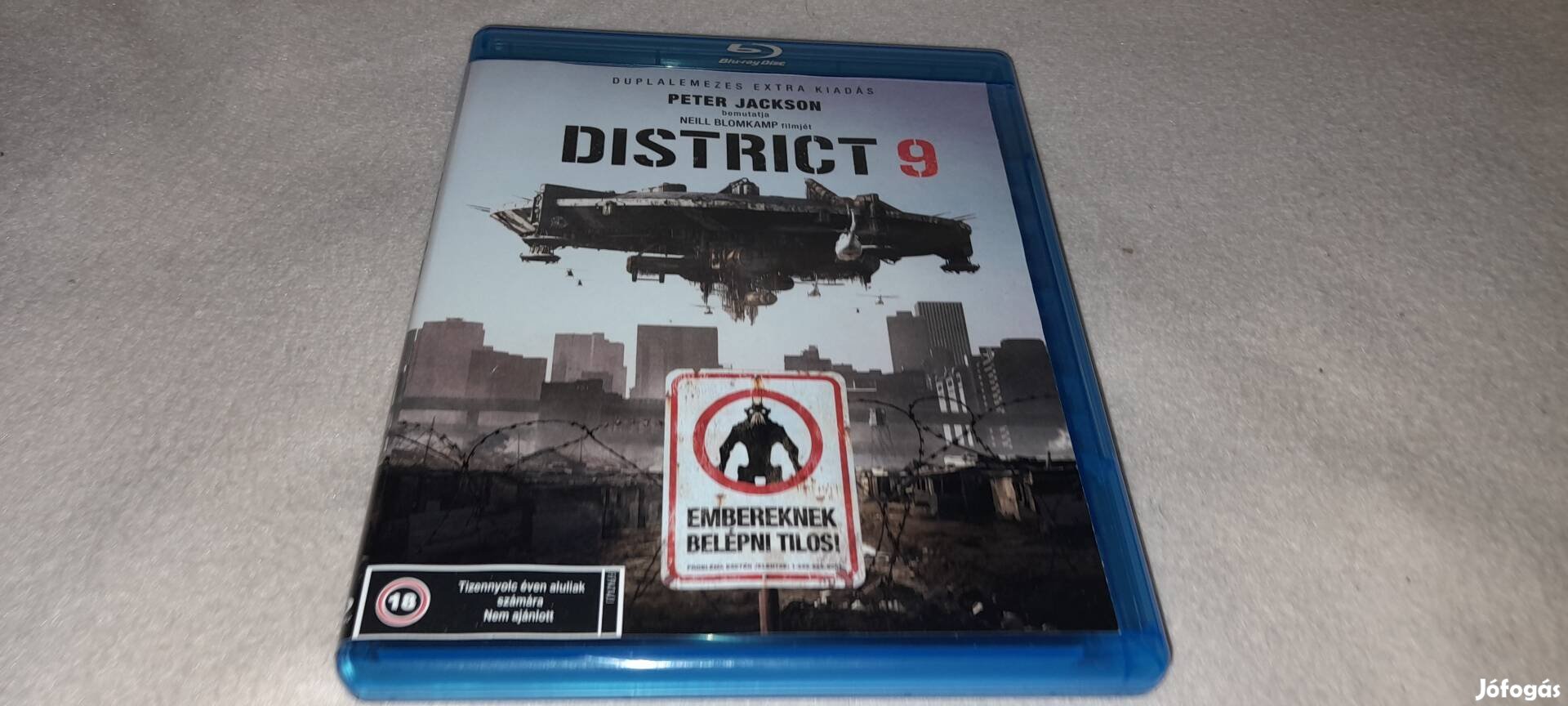 District 9 Blu-ray + DVD