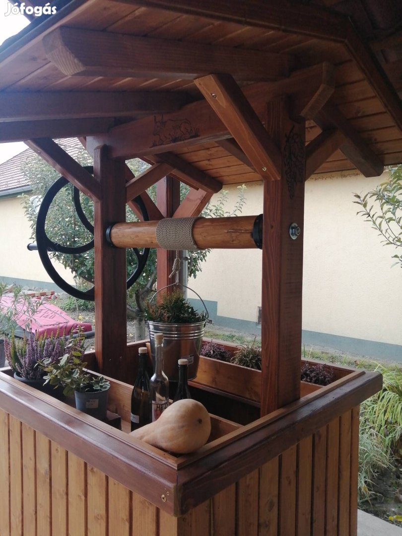 DíszKerekeskút eladó.