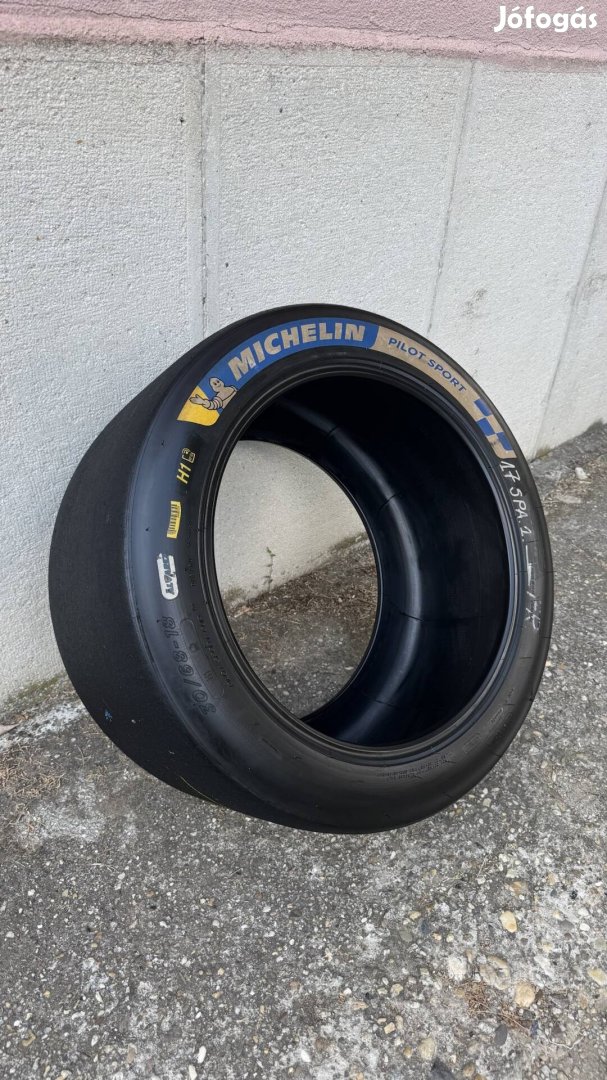 Dísz Michelin Sport gumi