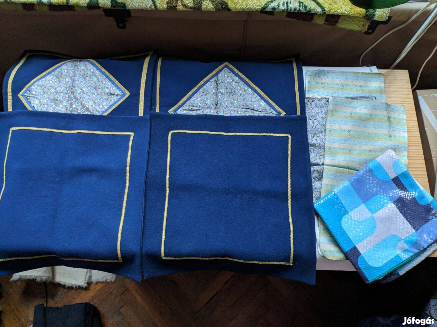 Dísz asztal terítők