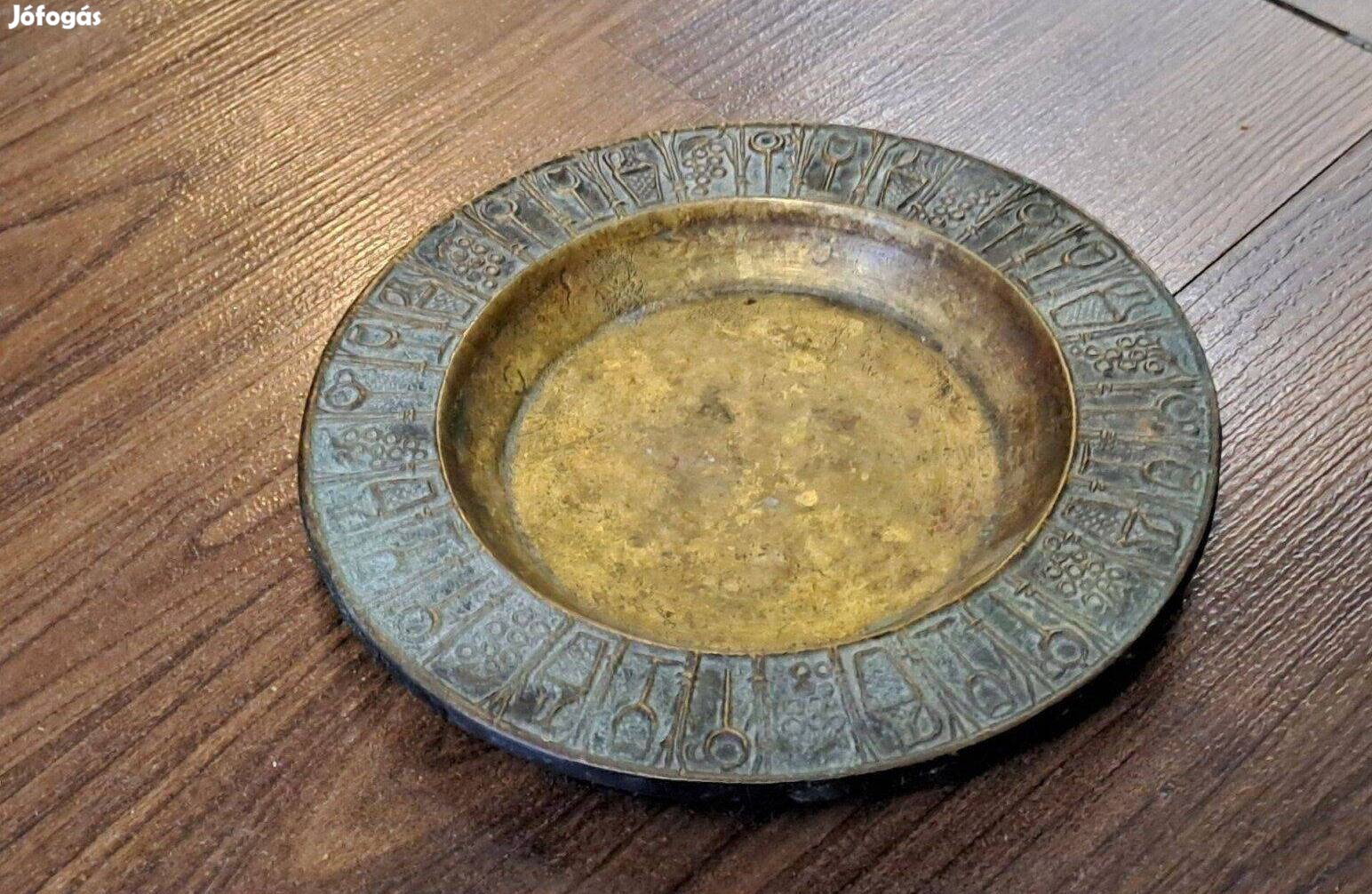 Dísz falitányér bronz 16 cm