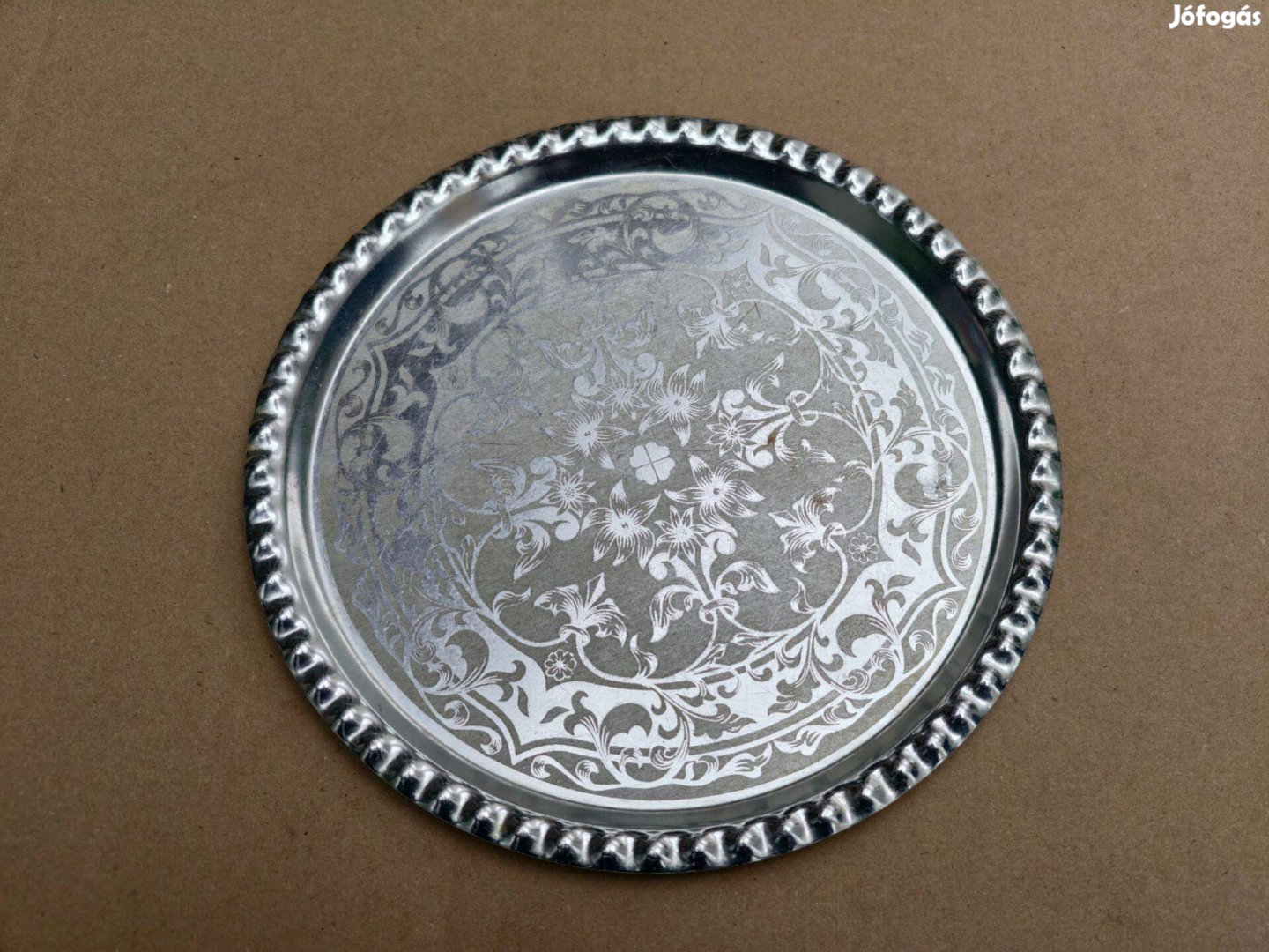 Dísz tálca aluminium 22cm