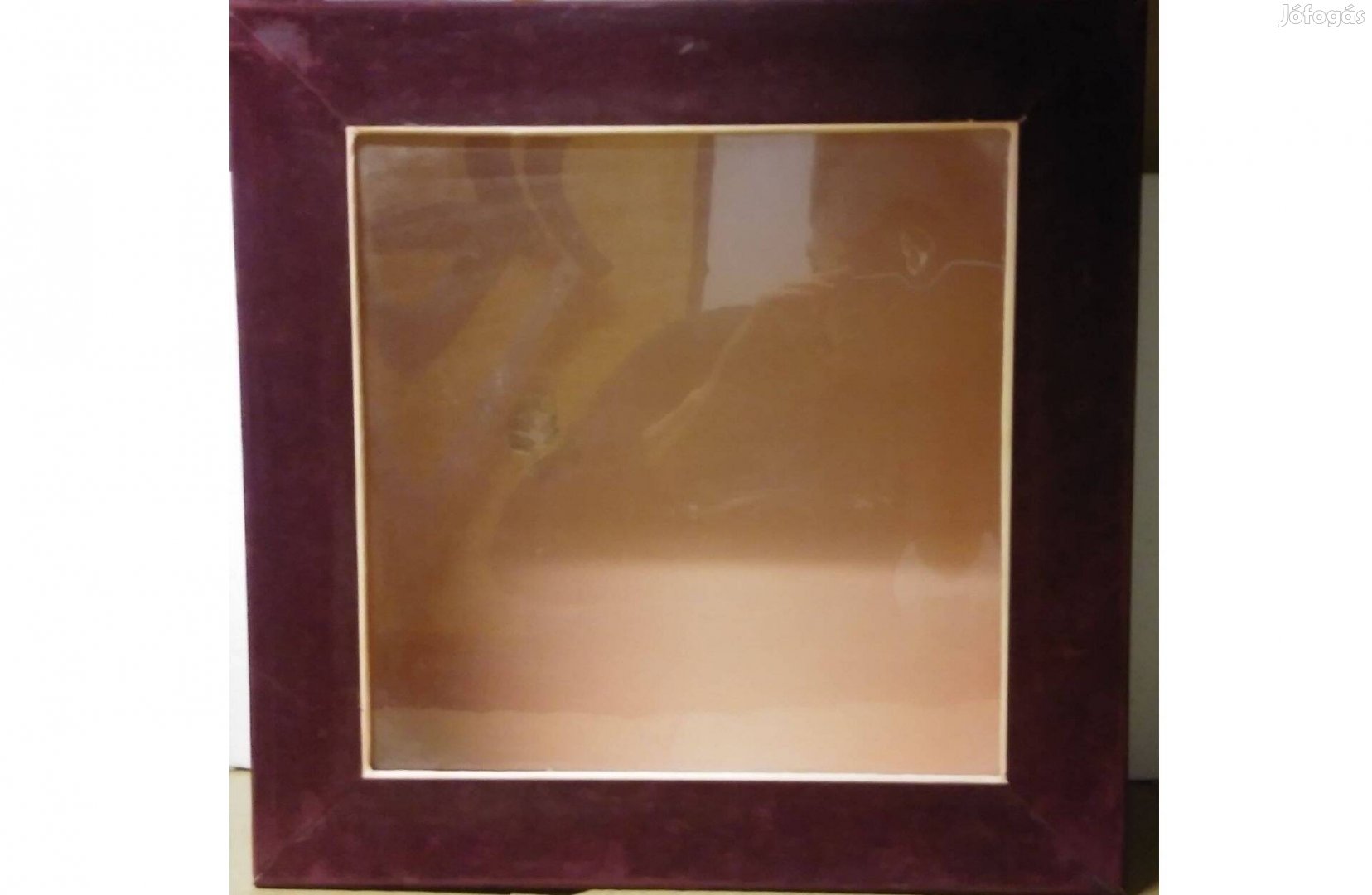 Díszdoboz 40x40x15cm-es eladó!
