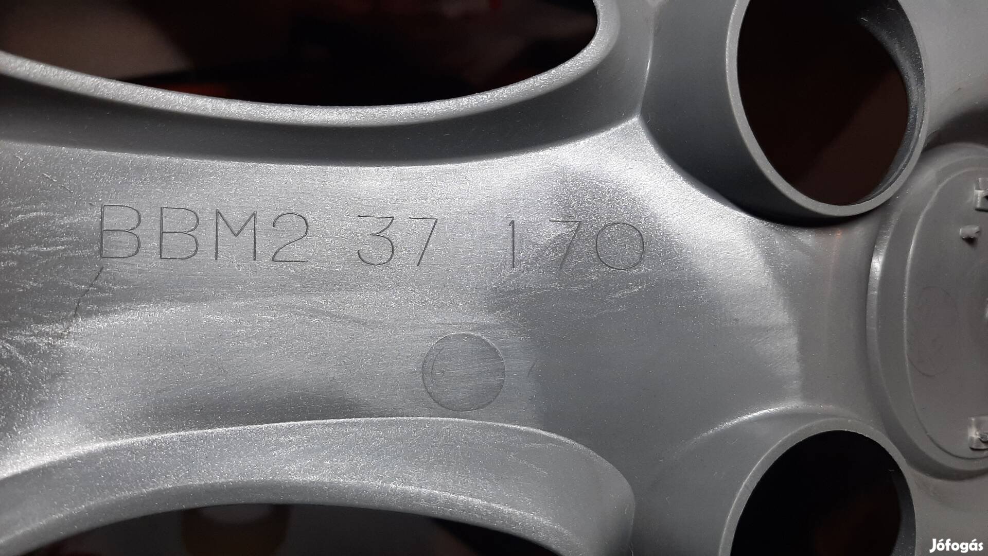 Dísztárcsa R16 OEM Mazda3 BBM2-37-170
