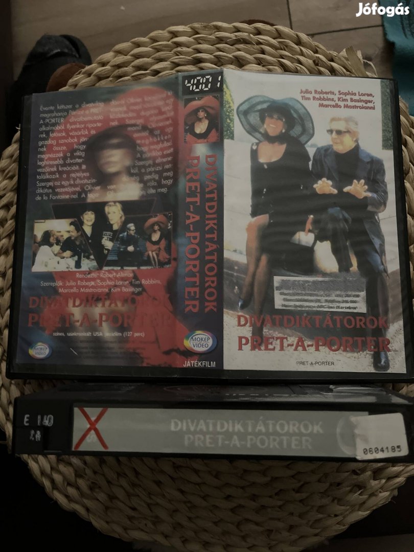 Divatdiktátorok vhs