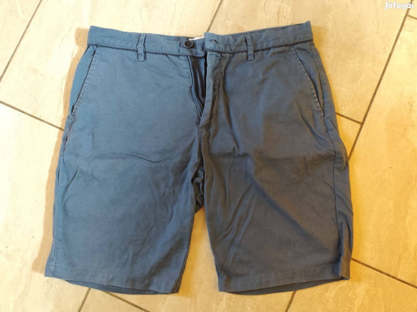 Divatos Springfield- vászon rövidnadrág