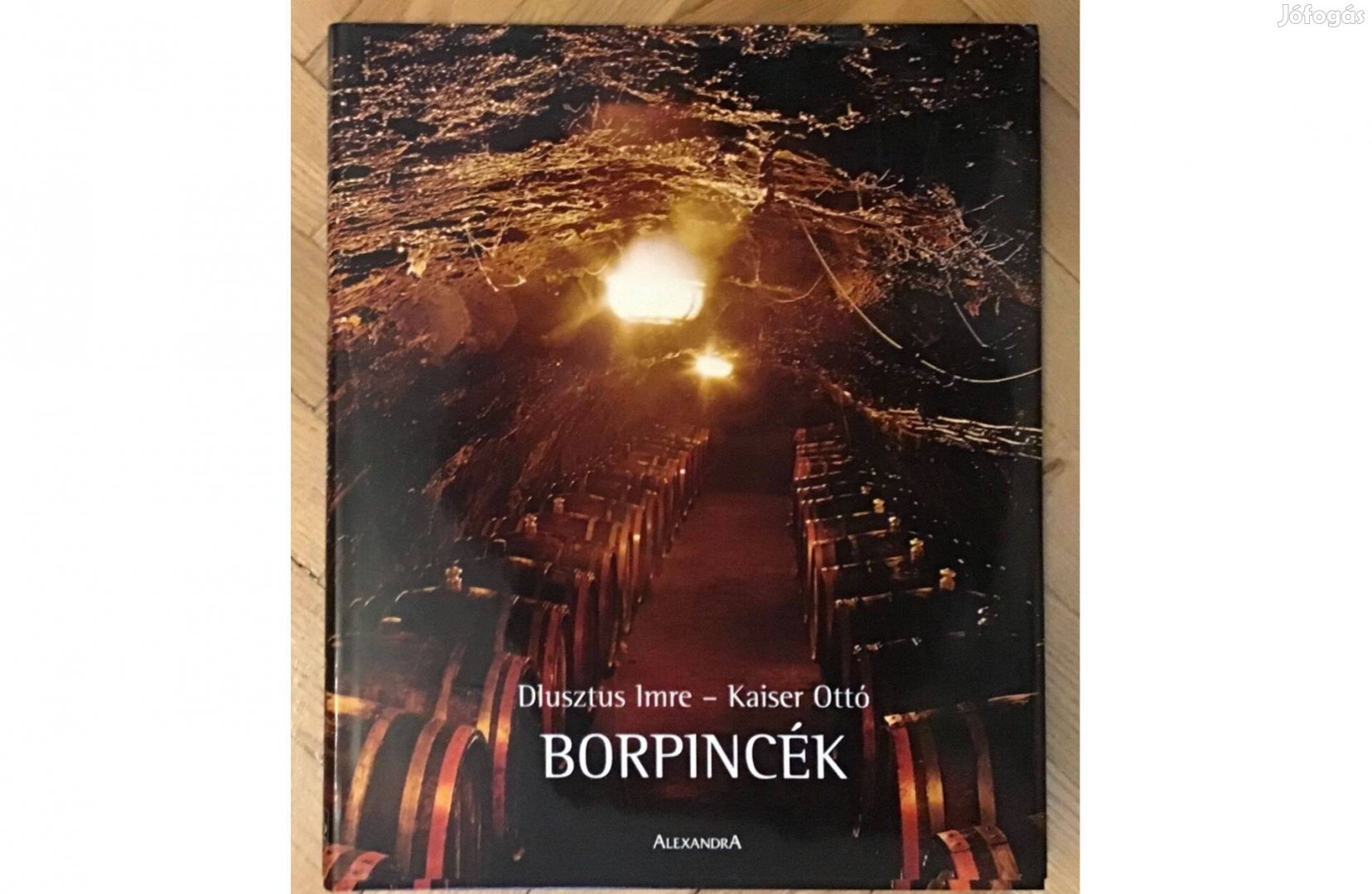 Dlusztus Imre Kaiser Ottó Borpincék. Album. 19 cm x 15 cm