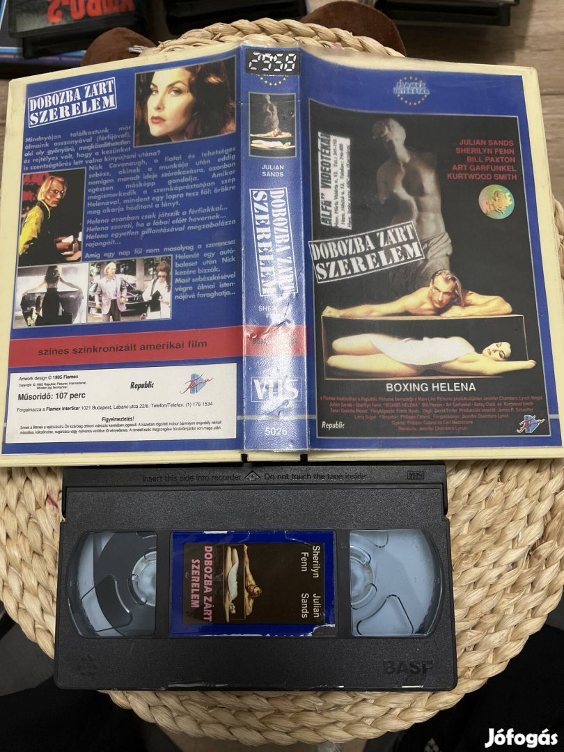 Dobozba zárt szerelem vhs m