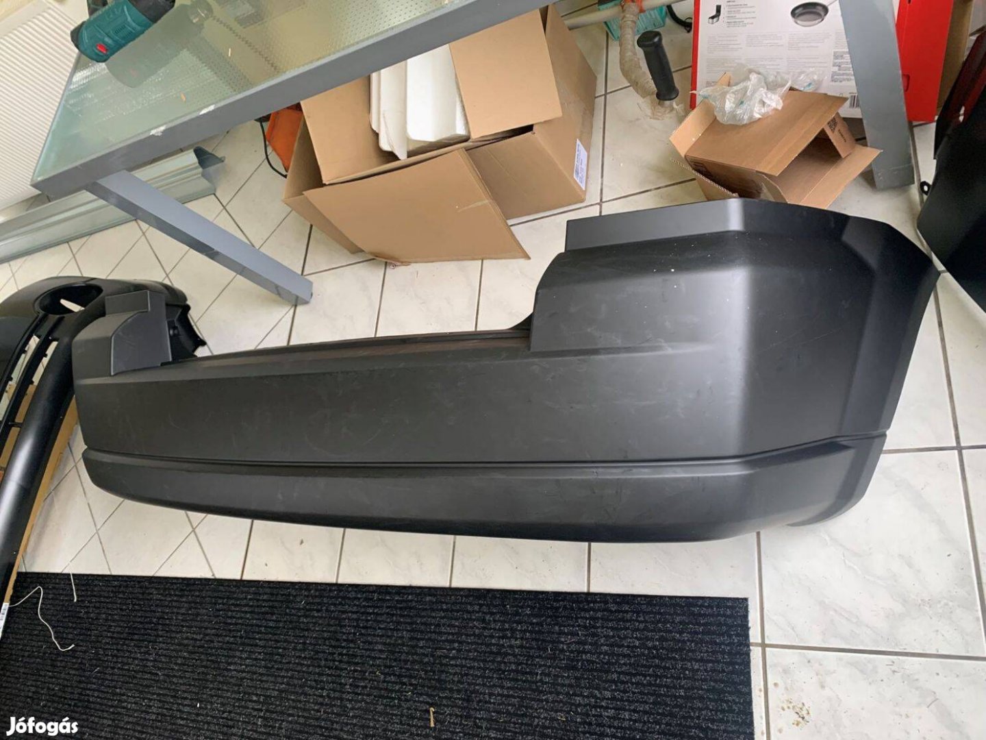 Dodge Caliber alkatrészek, új hátsó lökhárító eladó