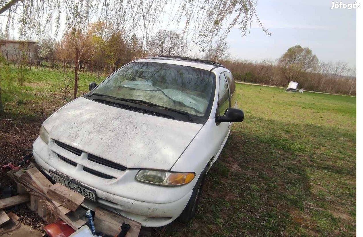 Dodge Caravan, Lejárt műszaki. Motorikusan jó,