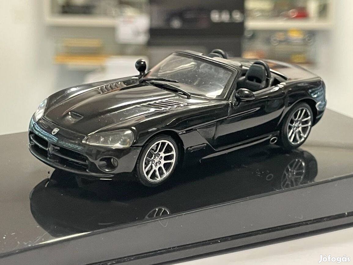 Dodge Viper SRT-10 2003 1:43 Autoart 51702