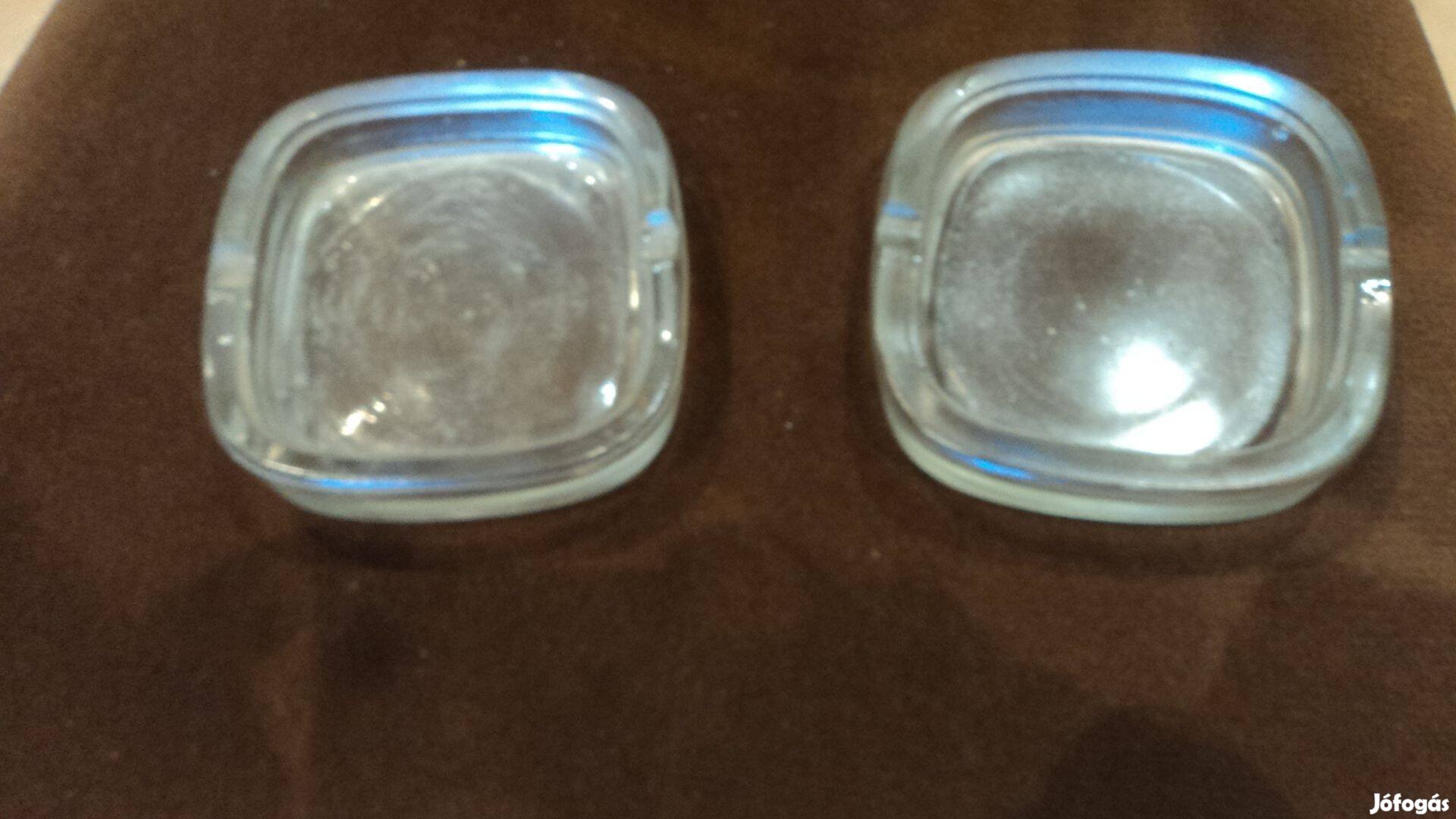 Dohányosoknak! Üveg hamuzó