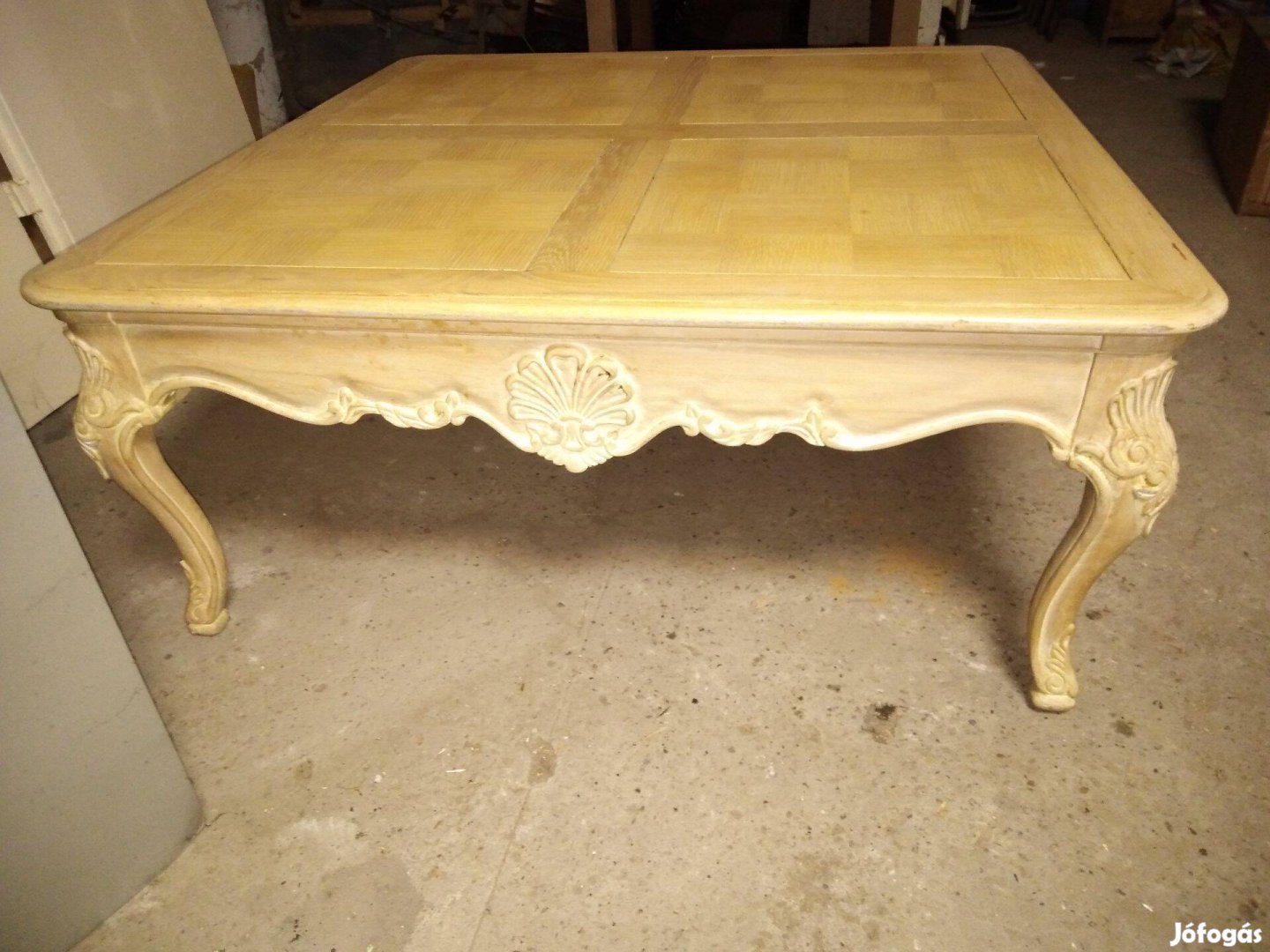 Dohányzó asztal antik