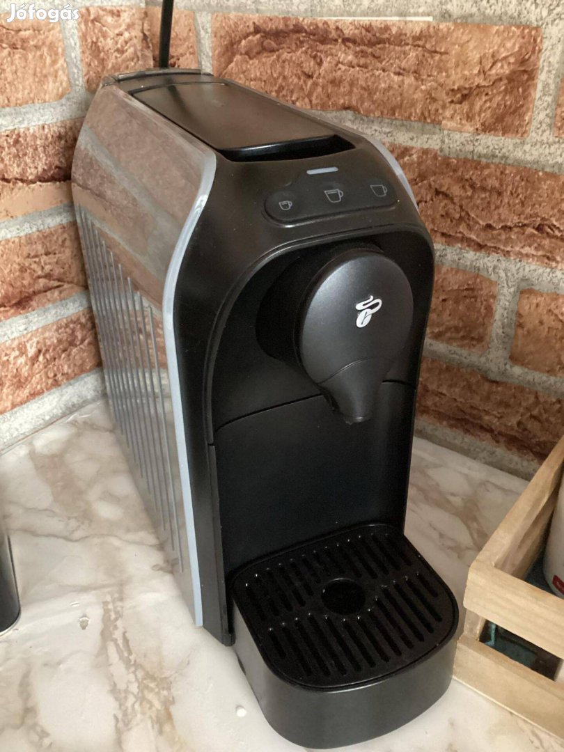 Dolce Gusto és Tchibo kapszulás kávégépek egyben eladók