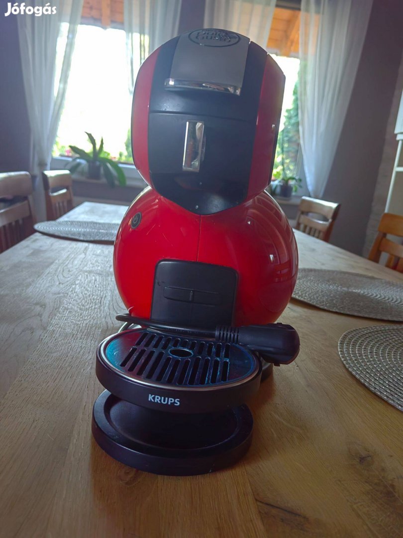 Dolce Gusto kapszulás kávéfôzôgép