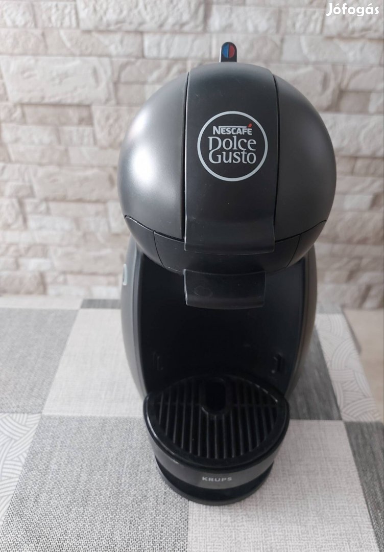 Dolce Gusto kapszulás kávéfőző 