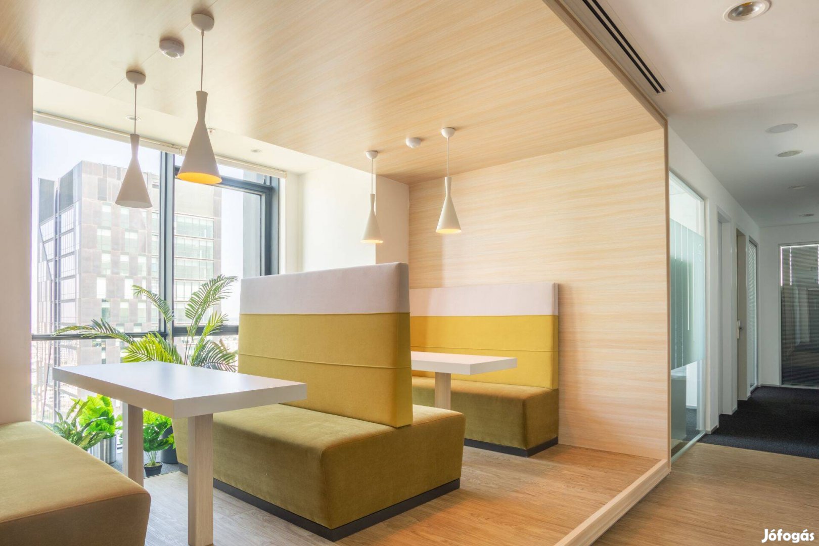 Dolgozzon Regus Centerpoint vagy a globális hálózatunkban