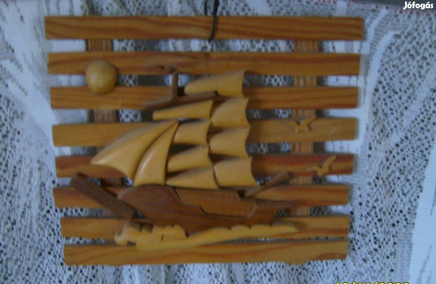 Domború Fa vitorlás hajó kép 22 x 18 cm - Új