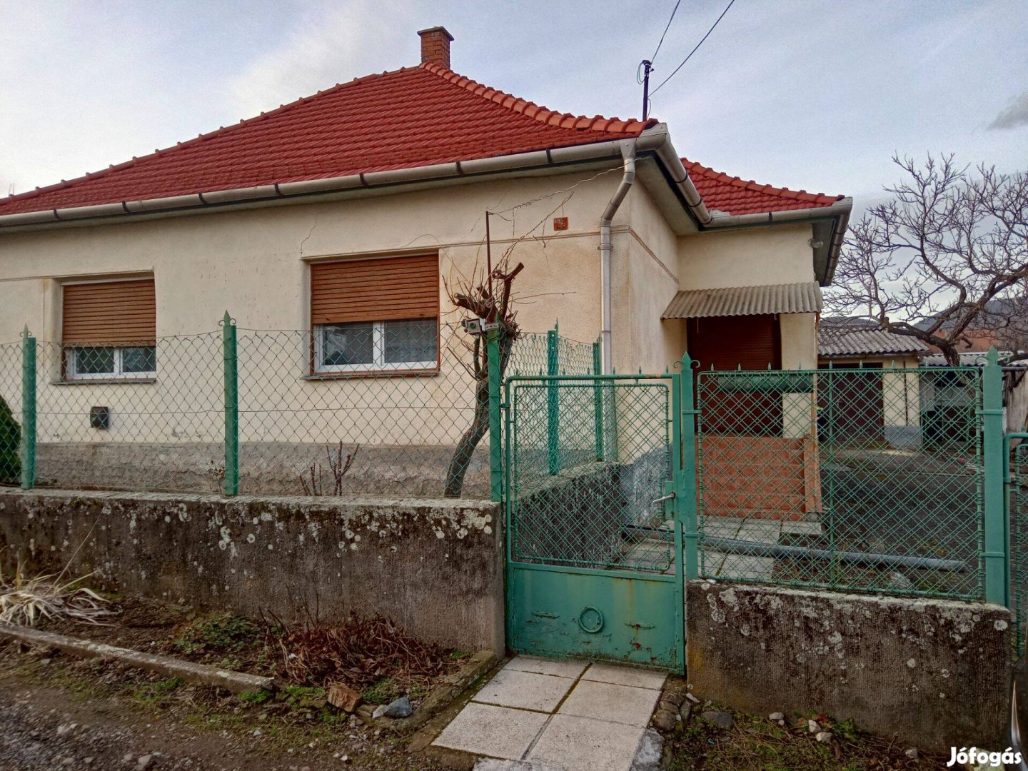Domoszlón családi ház eladó