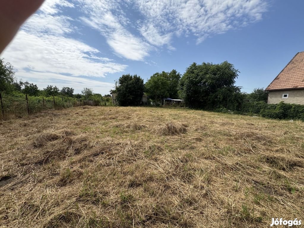 Dömsöd, Rákóczi közeli utca, 714 m2-es, telek