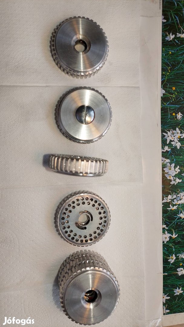 Dongó levegőszűrő kapható!