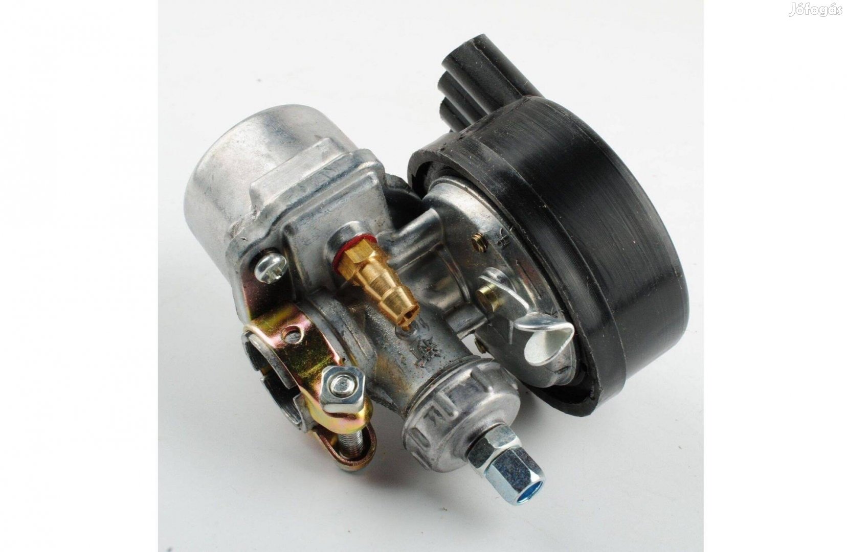 Dongó motor karburátor