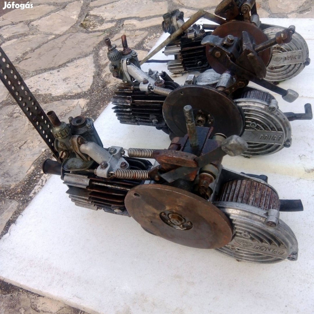 Dongó motorok, tartozékokkal