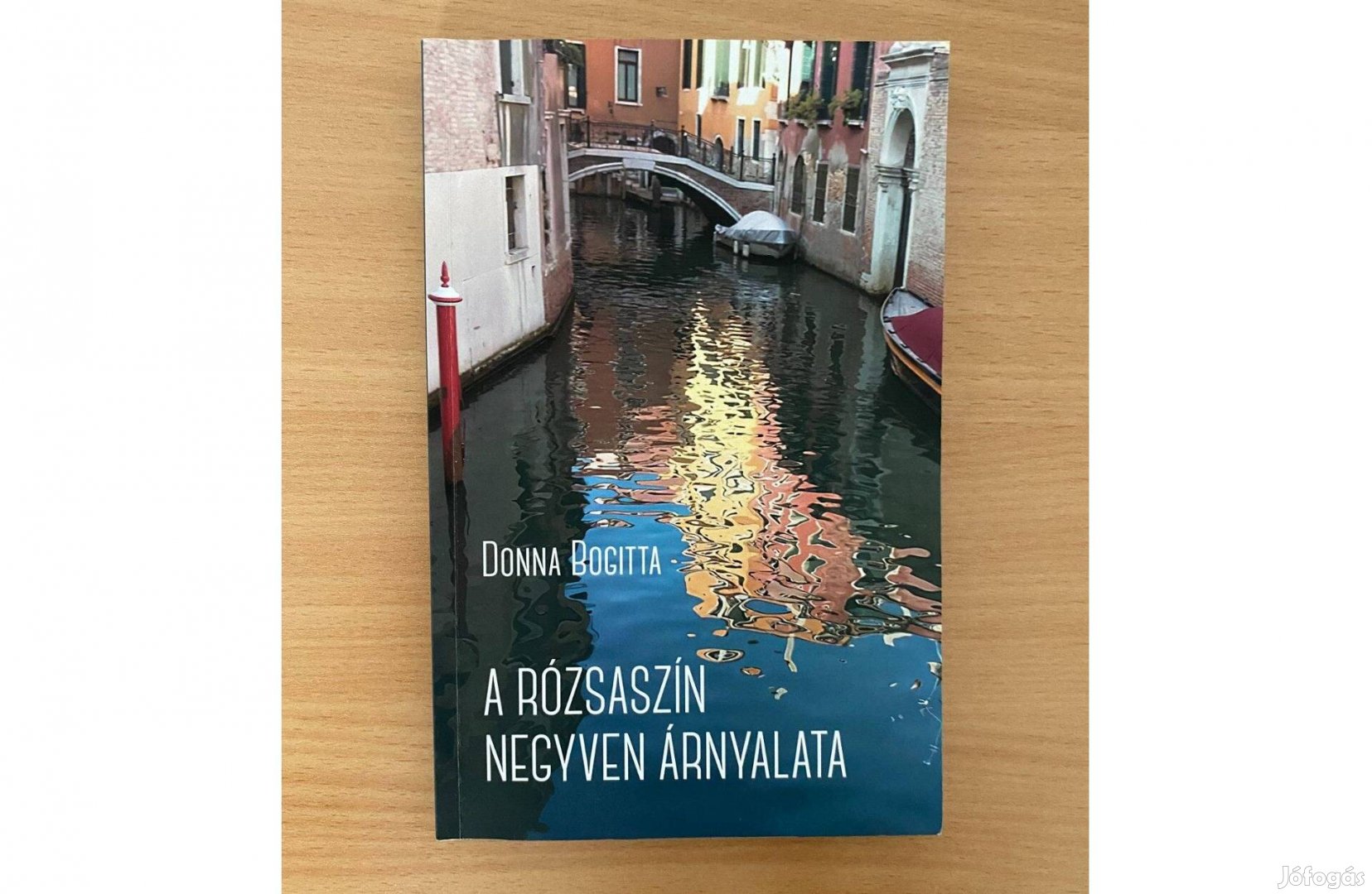 Donna Bogitta: A rózsaszín negyven árnyalata című könyv