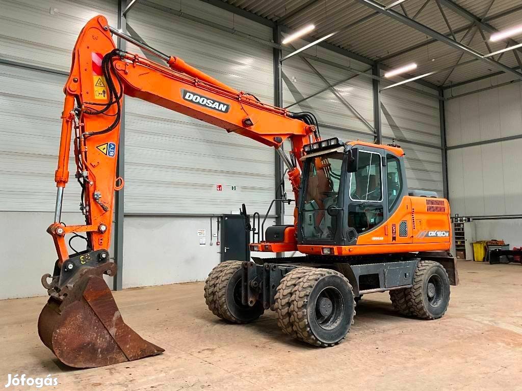 Doosan DX140W / 12800üó / Lízing 20%-tól