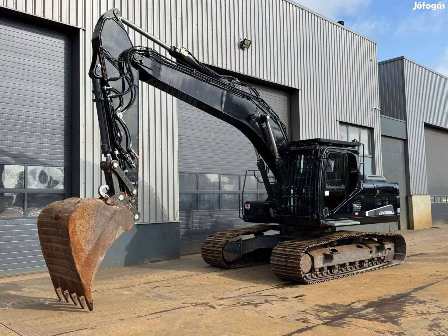 Doosan DX225LC-5 / 3800üó / Lízing 20%-tól