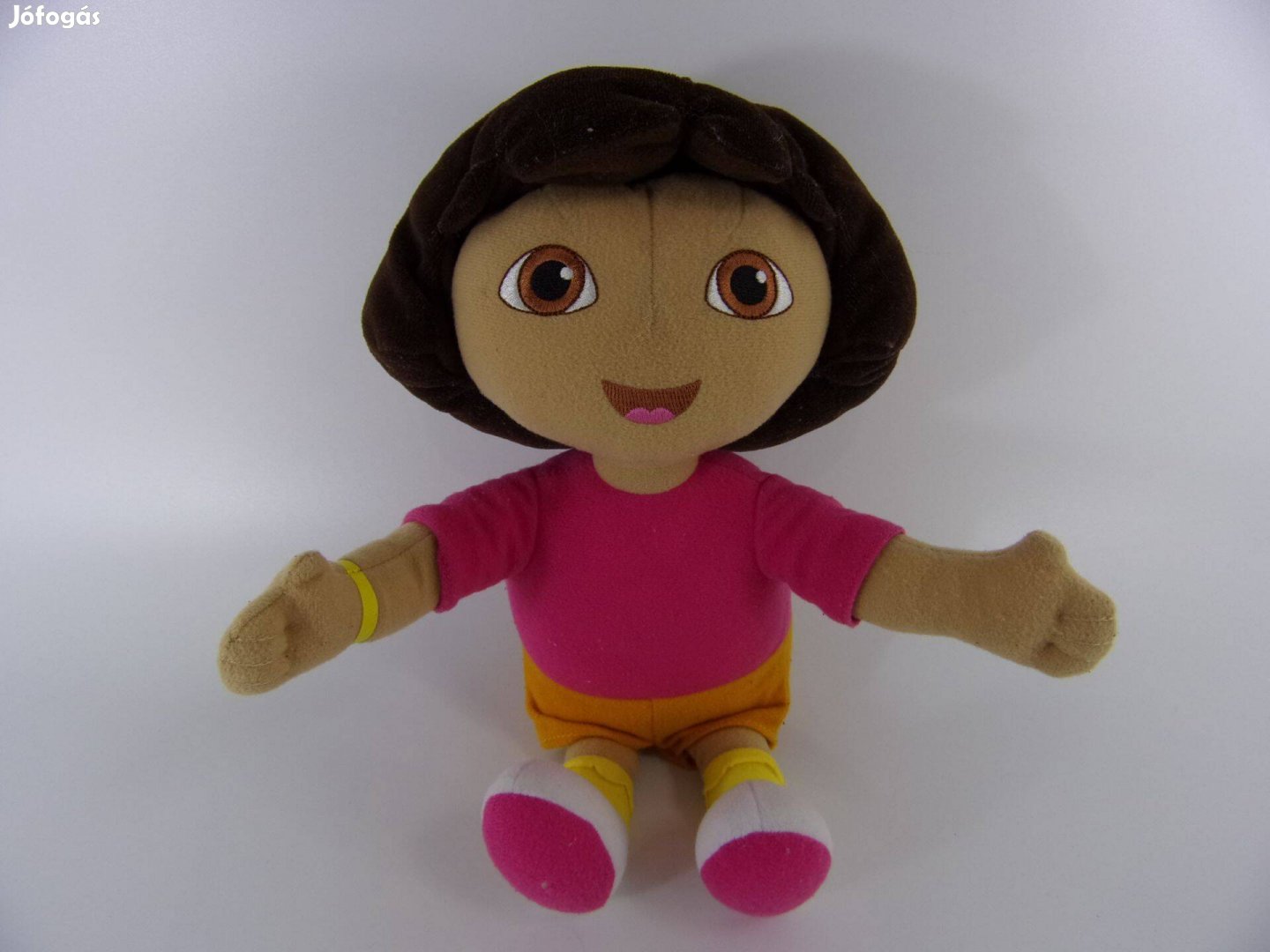 Dora a felfedező plüss figura