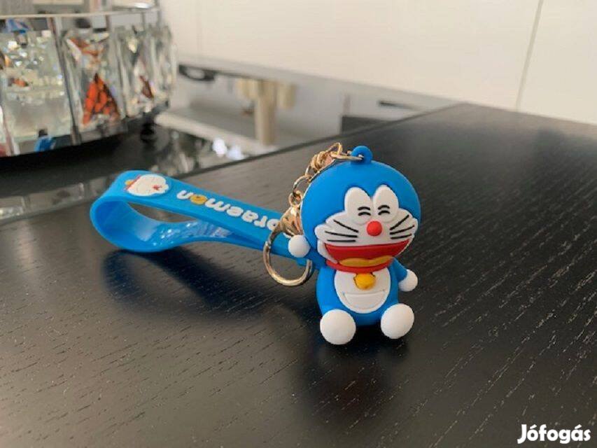 Doraemon Gucci típusú kollekció kék színű kulcstartó új