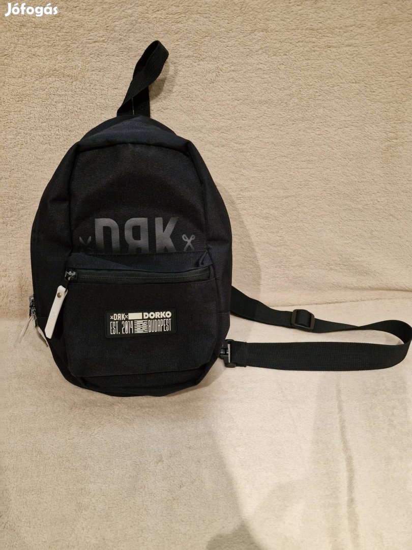 Dorko kis félodalas hátizsák unisex