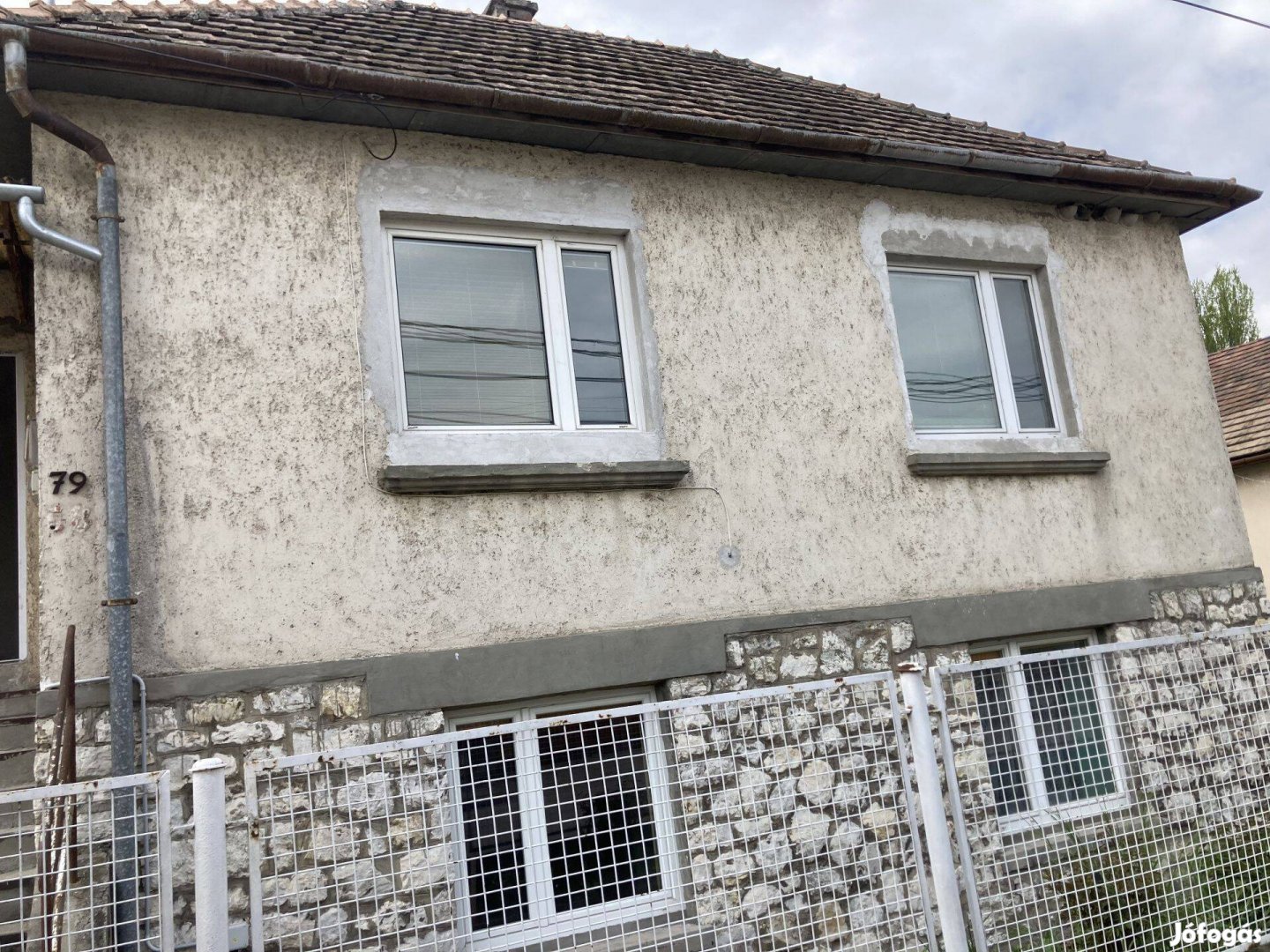 Dorog / családi ház / tégla / 4 szoba / 120 m