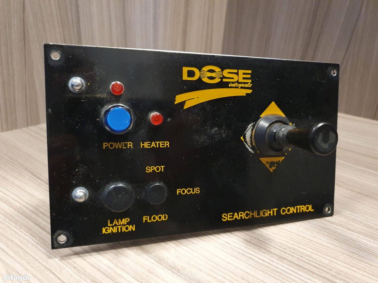 Dose Searchlight Control, hajó keresőlámpa vezérés