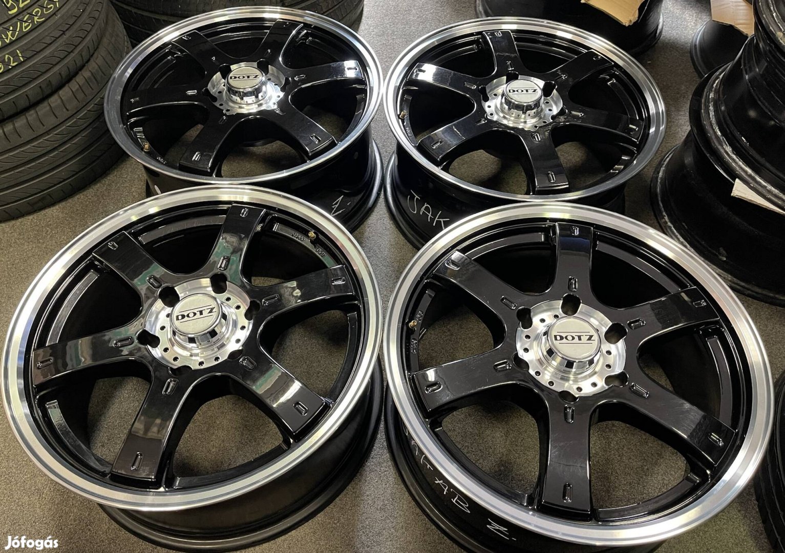Dotz Off Road Alufelni 18" 6x139,7