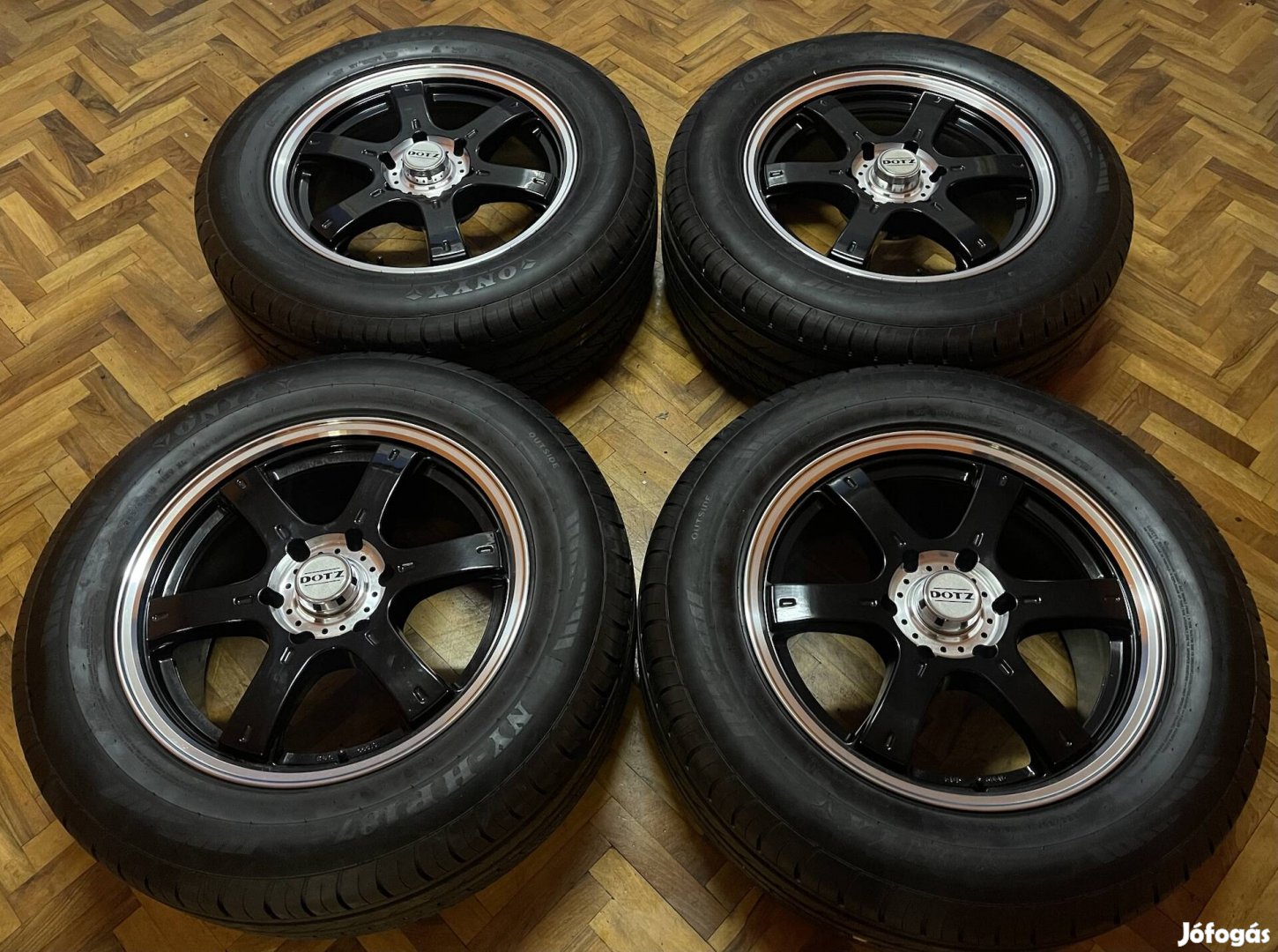 Dotz Off Road Alufelni 18" 6x139,7 Nyárigumikkal 255/60 r18